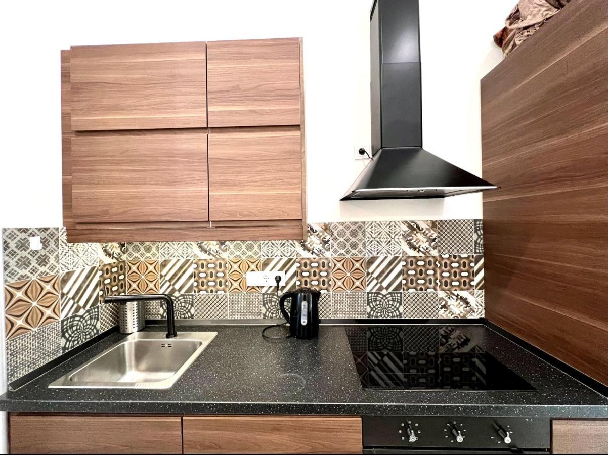 Wonderful Design Apartment In The City Centre Budapest Esterno foto